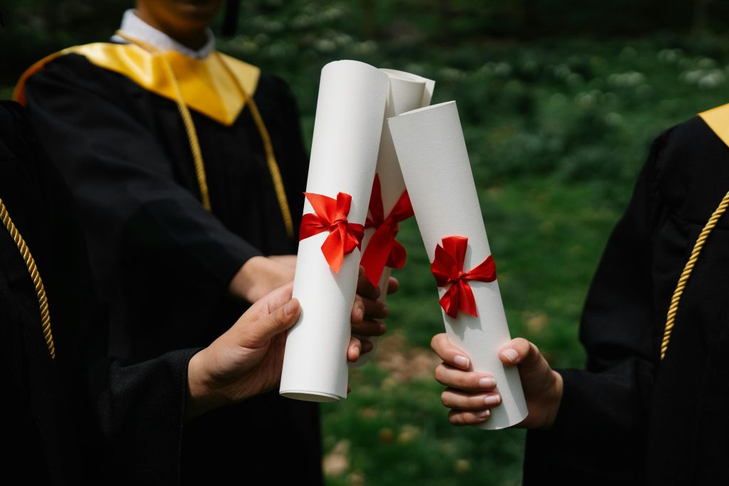 Your Path to Canada: University of Winnipeg Scholarships for September 2025 Intake!