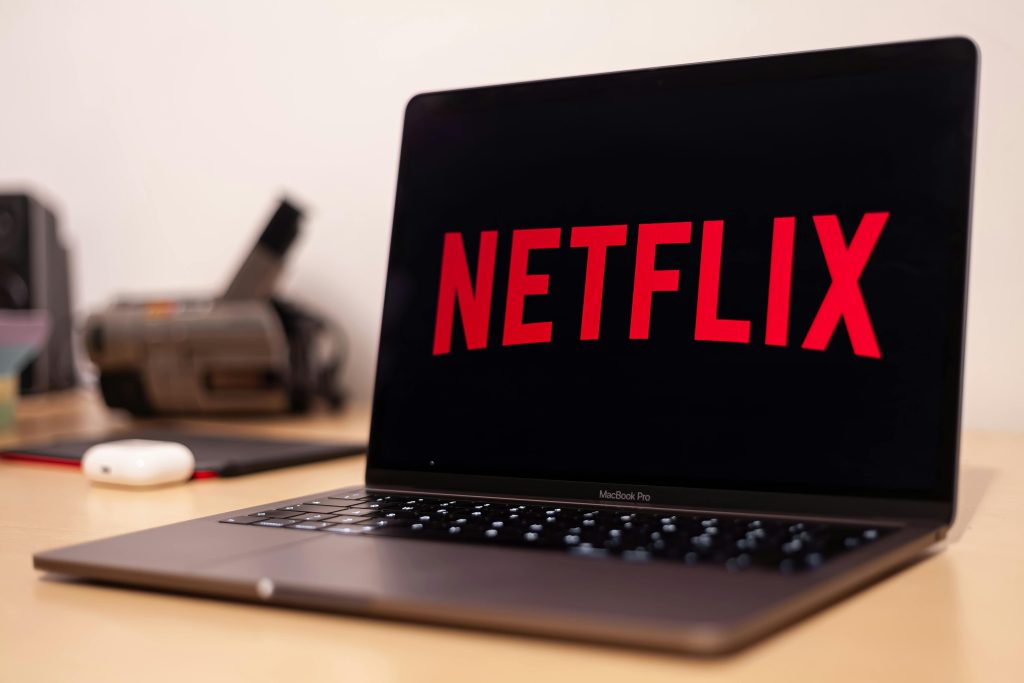 Binge-Worthy Opportunities Await! Netflix Internships 2025 are Calling Your Name (USA, India, Poland & Japan!)
